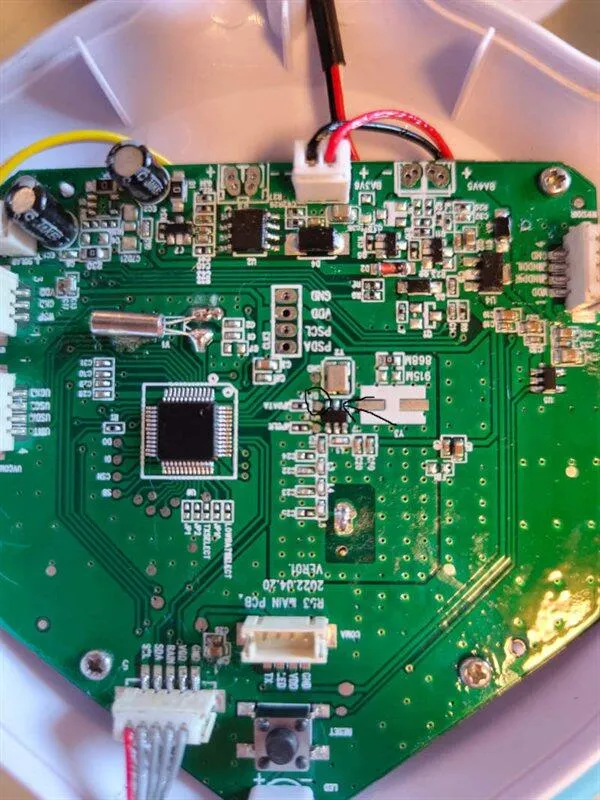 Vevor receiver board with the DTX signal tap point marked